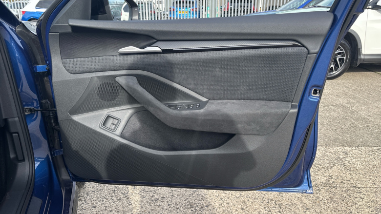 Skoda Superb 1.5 TSI iV Sportline 5dr DSG Estate